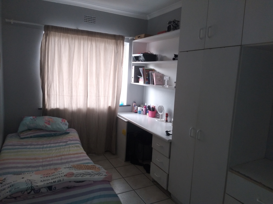 3 Bedroom Property for Sale in Glenhaven Western Cape